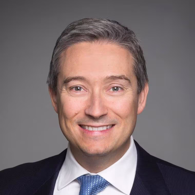 champagne_headshot
